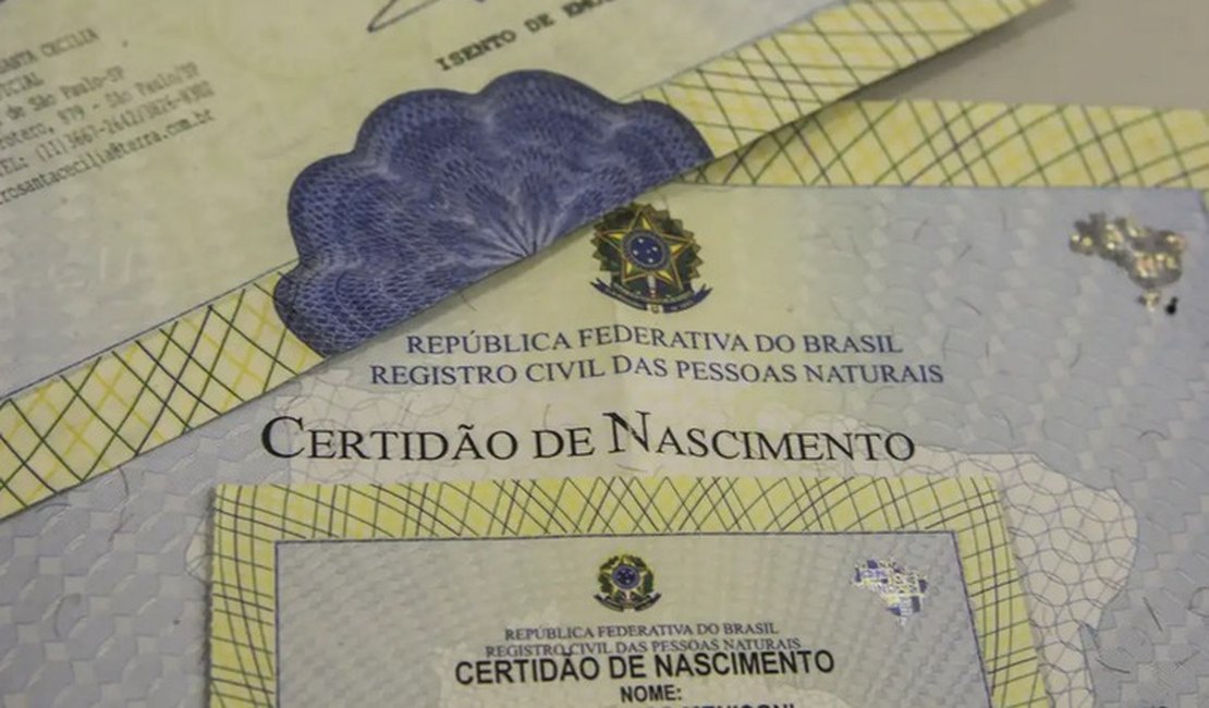 ﻿Polícia investiga falsificação de certidões de nascimento no agreste de Alagoas para fraudar benefício do INSS em Pernambuco