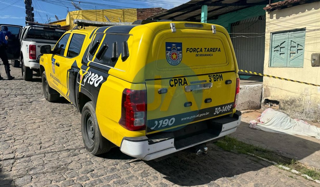 Homem é assassinado com cerca de 10 tiros no Manoel Teles; mototaxista cometeu crime