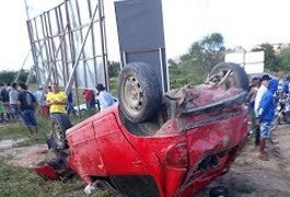 Jovem morre após capotamento de veículo na curva da subestação na AL 140, em Inhapi