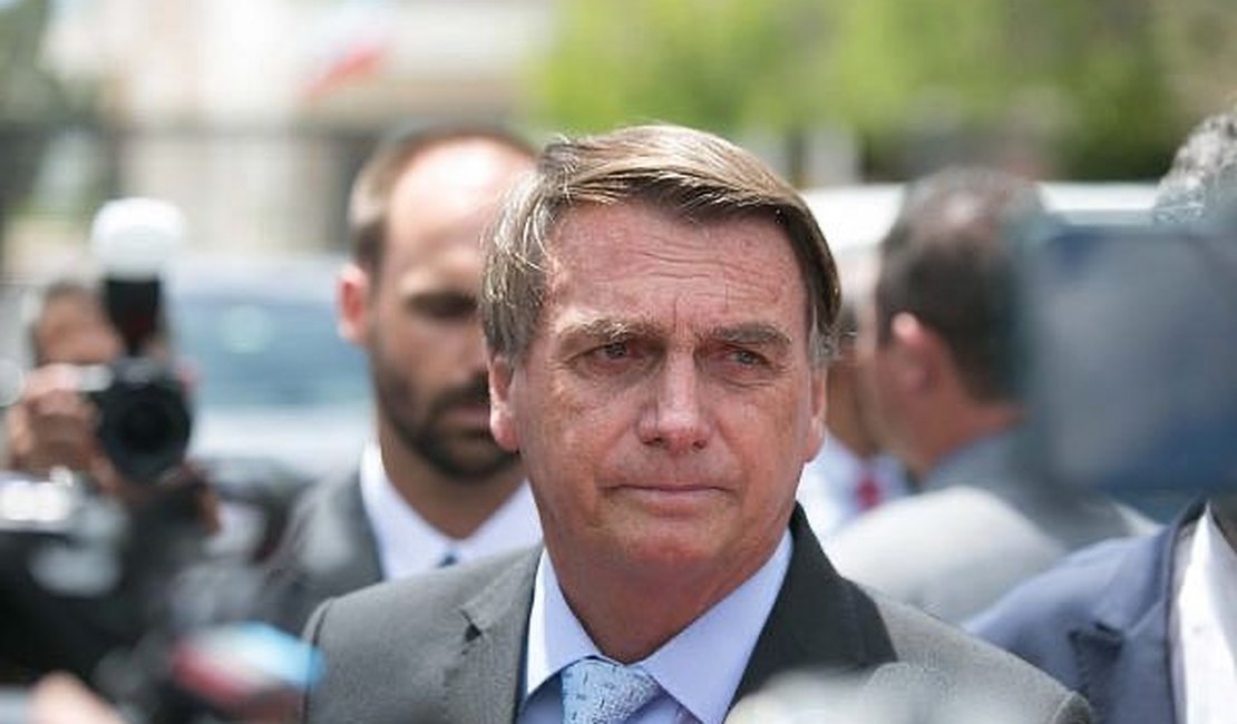 Bolsonaro diz que não tem dinheiro em caixa para auxílio emergencial