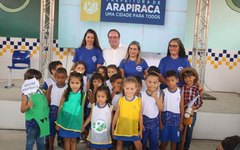 Prefeito entrega escola no Povoado Alazão