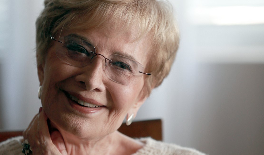 Aos 83 anos, atriz Glória Menezes é internada no Rio de Janeiro