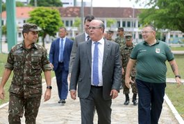 Corregedor visita representantes do Exército Brasileiro e reafirma parceria