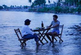 Cearense emociona com clipe para a música 'Na hora do almoço', de Belchior; assista