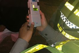 Operação Lei Seca flagra 10 motoristas sem habilitação em Maceió