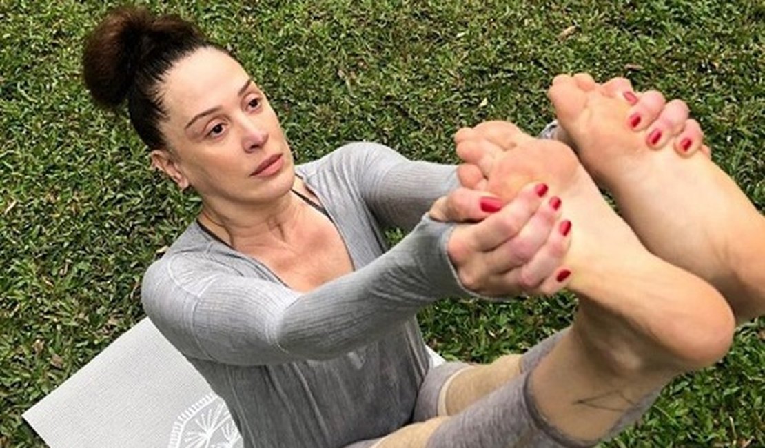 CREF denuncia Claudia Raia por exercício ilegal da profissão