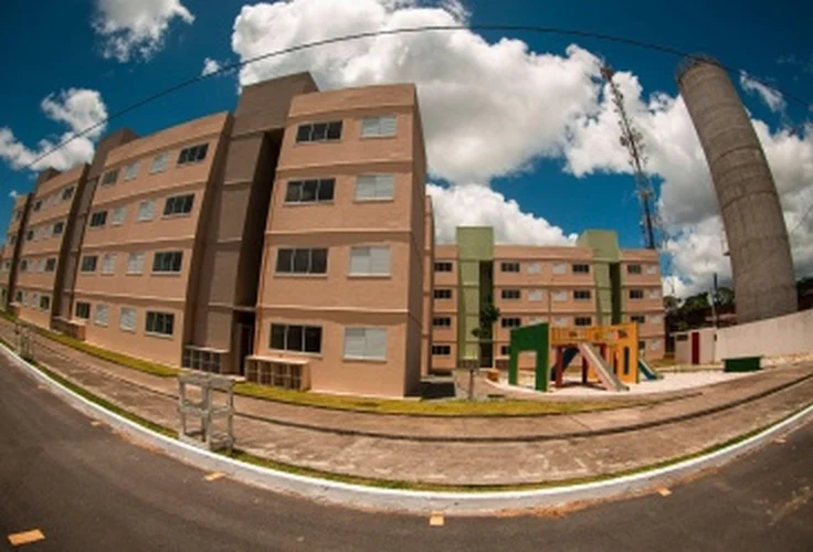 Justiça torna réus acusados de golpe com falsas promessas de casas populares ligadas à Secretaria de Habitação de Maceió