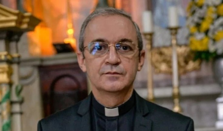 Padre é alvo de ação judicial, da arquidiocese de Maceió, por falta de prestação de contas de R$ 3,1 milhões