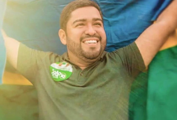 Polícia Federal deflagra operação para investigar suposta compra de votos que beneficiou o prefeito de Viçosa, João Victor Calheiros