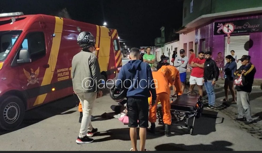 Batida entre carro e motocicleta deixa condutor ferido no bairro Brasília