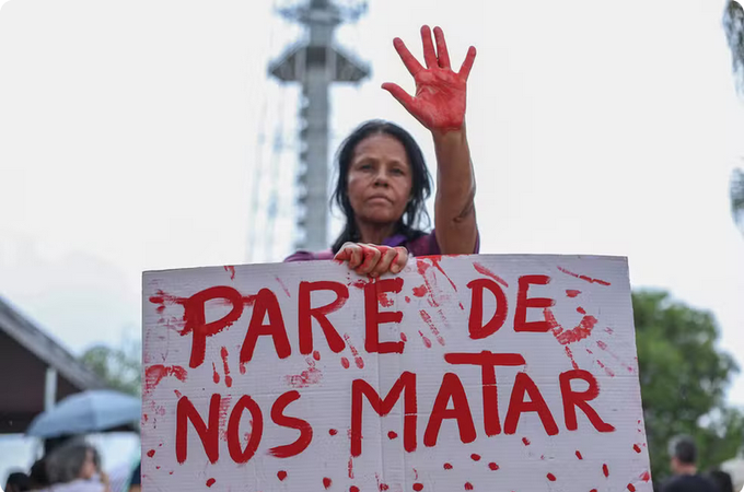 Manifestantes vão às ruas contra o feminicídio em diversas cidades do país