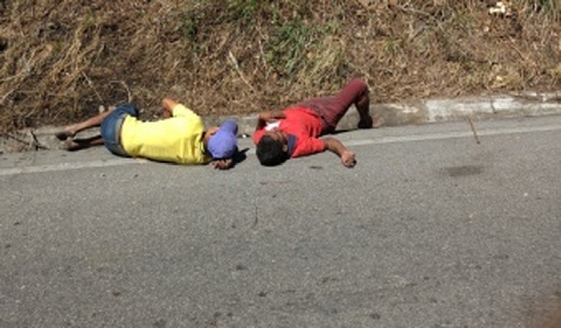 Jovens ficam feridos após acidente na Serra das Pias, em Palmeira dos Índios