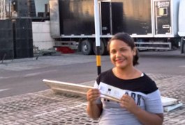 Após doar dinheiro de ingresso para tia grávida, garota ganha entrada para o show do Safadão
