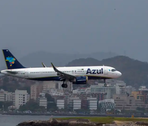 Avião que saiu de Alagoas para São Paulo retorna após colisão com pássaro