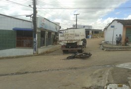 Motociclista fica gravemente ferido após colidir com caminhão em Feira Grande