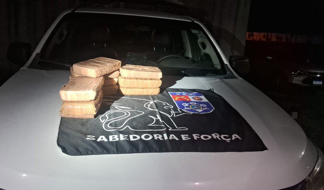 Polícia Militar retira mais de 12 quilos de cocaína de circulação na Santa Lúcia, em Maceió