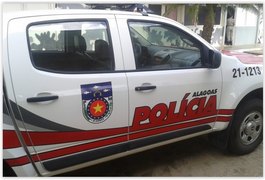 Mãe denuncia e filho é preso por dano no bairro Cavaco em Arapiraca