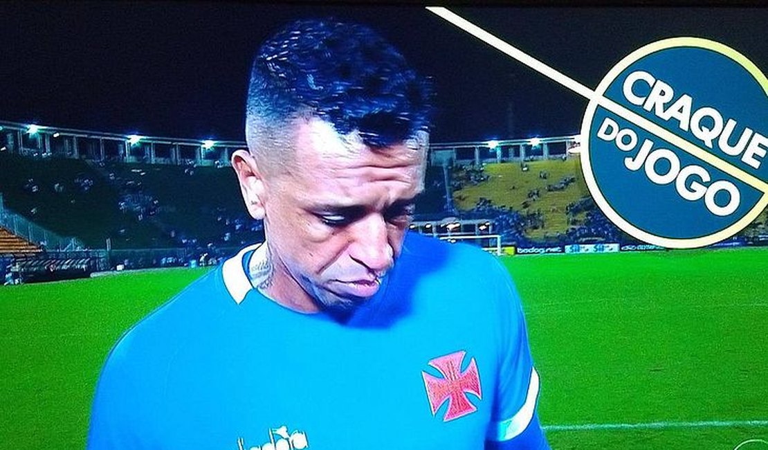 Globo paga indenização a ex-goleiro do Vasco 'humilhado' em transmissão de jogo