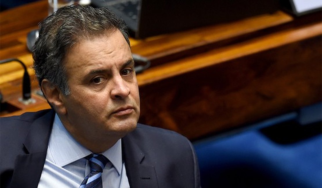 Supremo adia decisão sobre prisão do senador afastado Aécio Neves