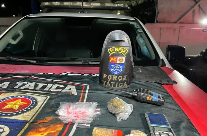 Força Tática do 1º Batalhão apreende menor por tráfico de drogas na Brejal