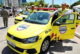 Homem sofre mal súbito e é socorrido por agentes do Ronda no Bairro, na parte baixa de Maceió