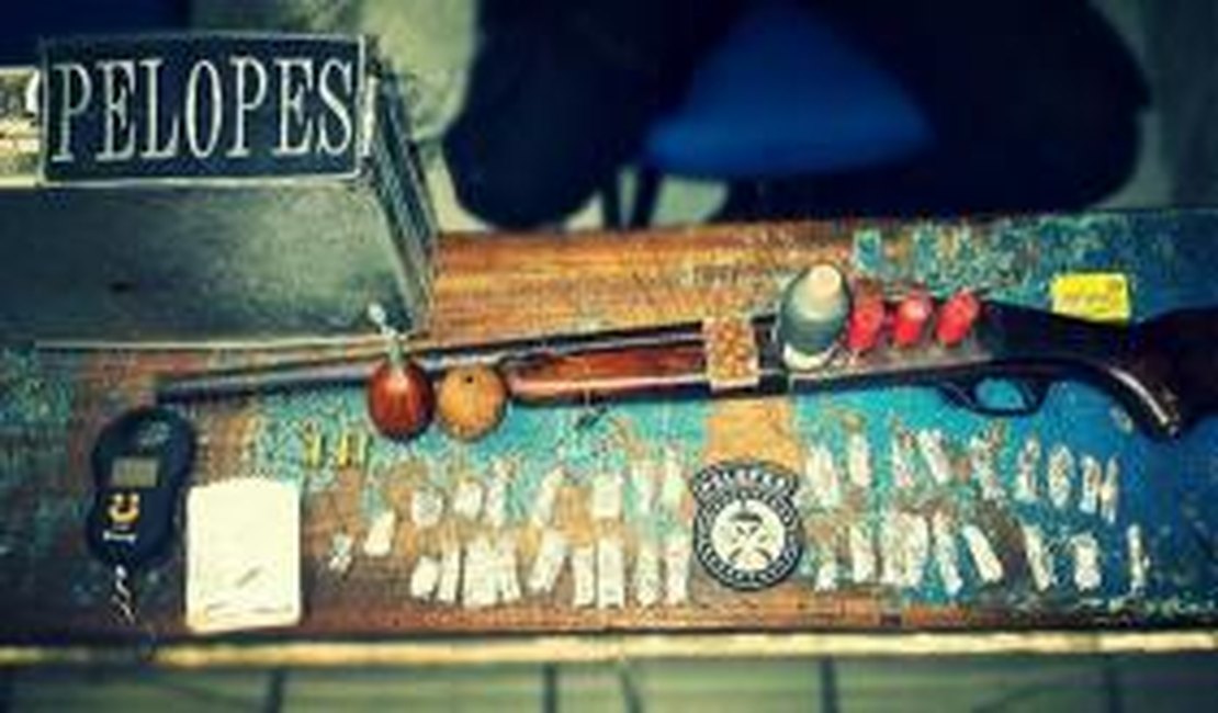 Polícia estoura boca de fumo no Sertão alagoano