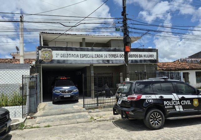 Guarda Civil de Maceió conduz suspeito de agredir ex-companheira à delegacia