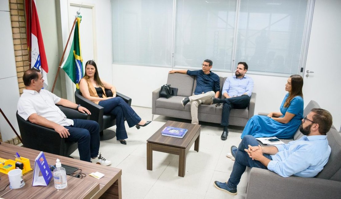 SMTT Arapiraca e Detran/AL reforçam parceria para desenvolvimento de ações de segurança no trânsito
