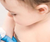 Movimento antivacinas cresce na internet e assusta o governo