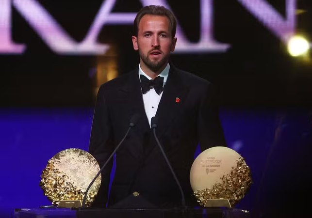 Harry Kane é eleito o melhor jogador do mundo