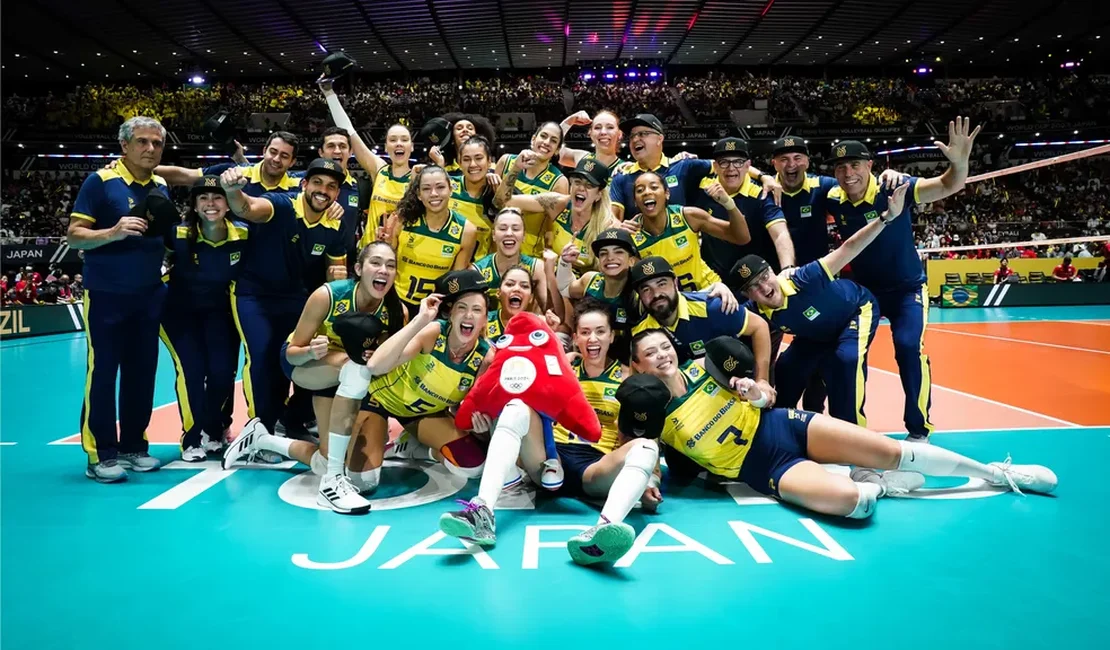 Seleção brasileira de vôlei feminina vence Japão e garante vaga nas Olimpíadas