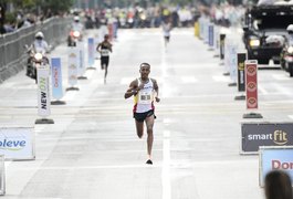 Etíope ultrapassa Daniel Nascimento no fim e africanos são bicampeões da São Silvestre