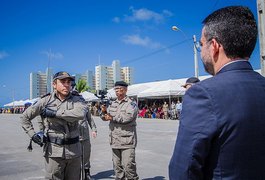Governador Paulo Dantas promove praças e oficiais da PM de Alagoas