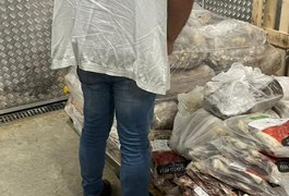 Vigilância Sanitária apreendeu mil quilos de carnes com validade vencida em supermercado na Serraria