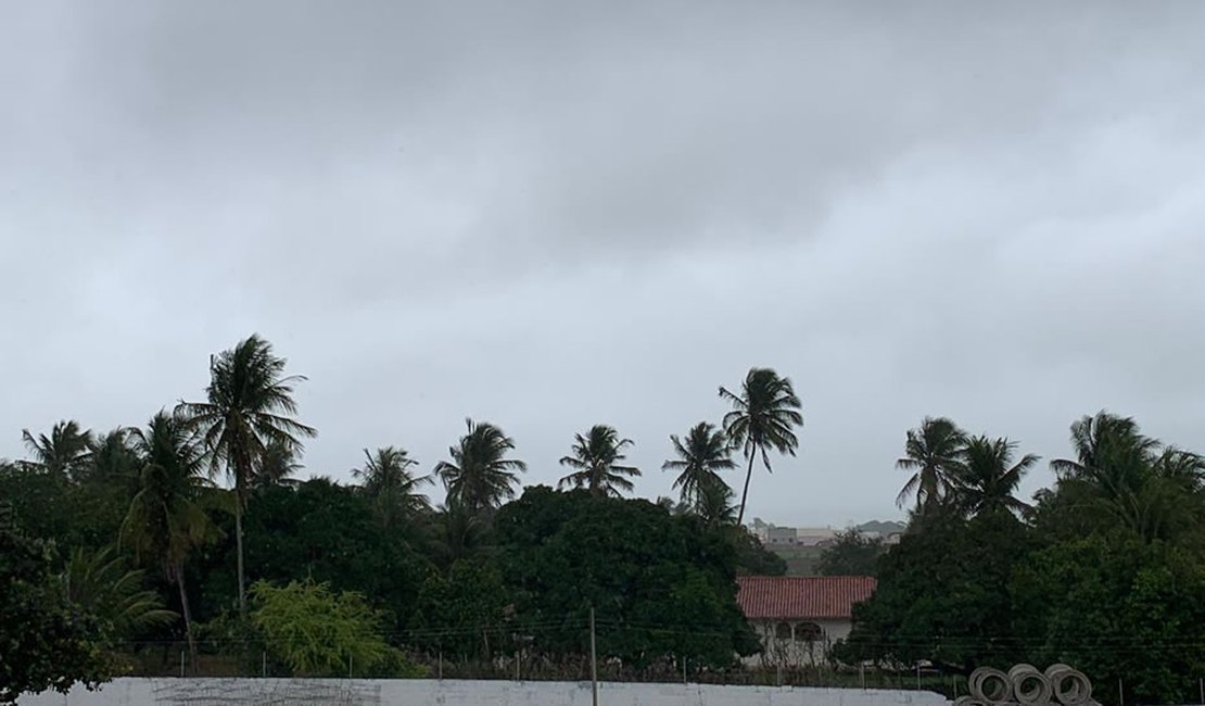 Sala de Alerta avisa a população sobre chegada de frente fria a Alagoas