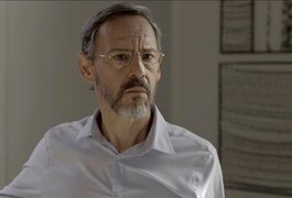 Henrique impede que Natanael atire em Elizabeth