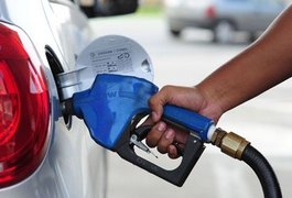 Procon orienta consumidor a procurar preços mais baixos e exigir nota ao abastecer