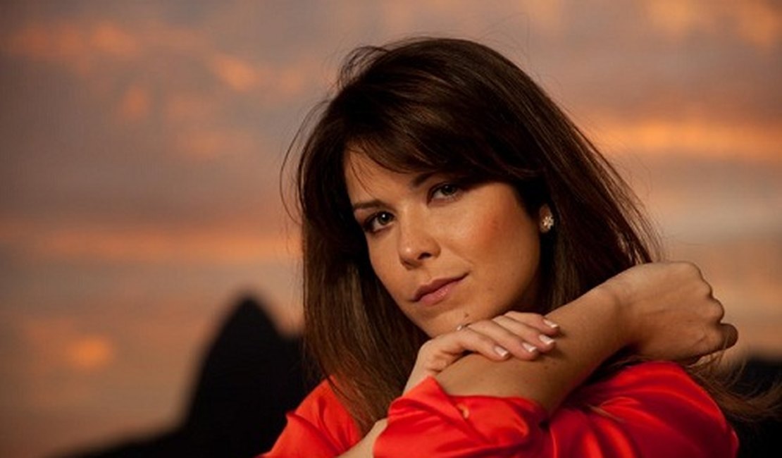 Samara Felippo é atacada na web após homenagem à jogadora Marta