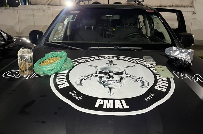 Homem monitorado por tornozeleira eletrônica é preso por tráfico de drogas em Maceió
