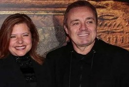 Família de Gugu apresenta documento em que Rose se declarava solteira