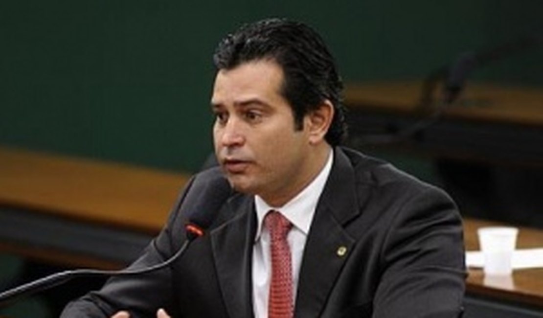 Maurício Quintela deixa Ministério para concorrer ao Senado