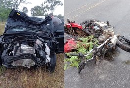 Colisão entre carro e moto deixa duas vítimas fatais na AL 120, entre Cacimbinhas e Major Izidoro