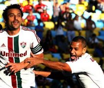 Fluminense vence Flamengo por 2 a 0 e ganha posições no Brasileirão