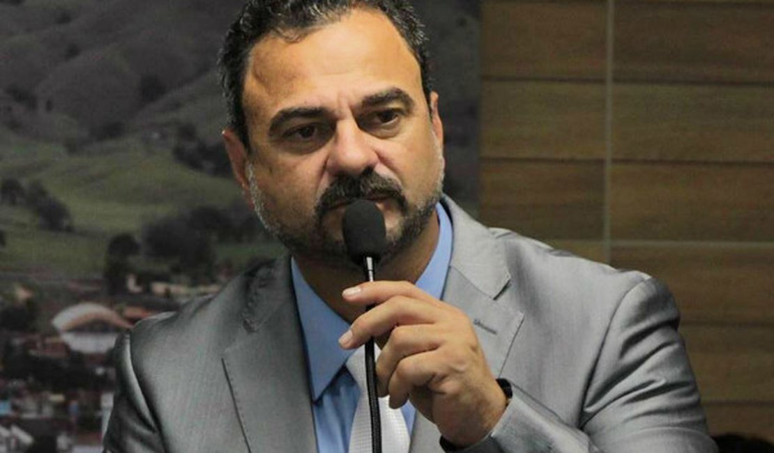 Câmara de Maribondo deve decidir sobre licença a prefeito preso