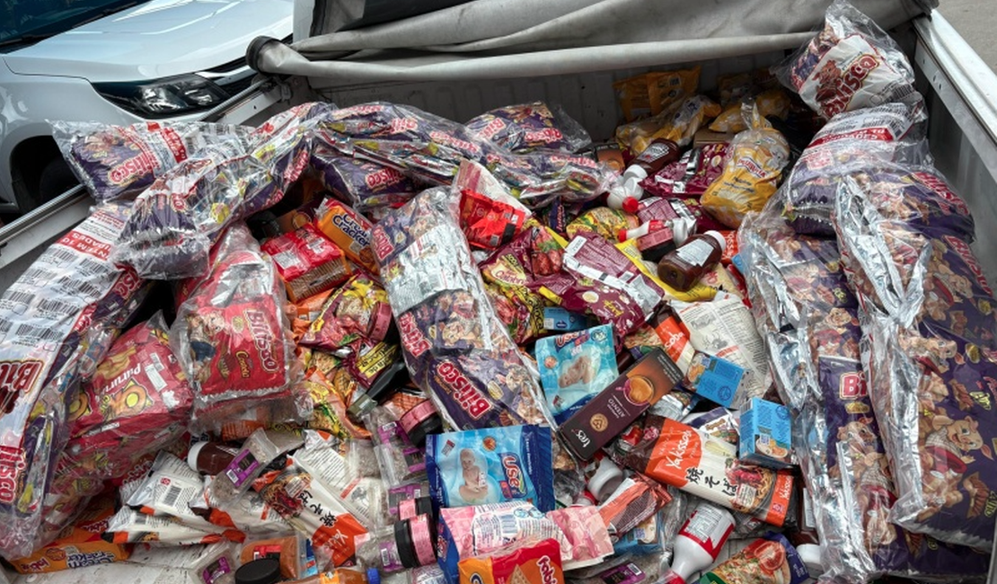 Vigilância Sanitária recolhe mais de 200 quilos de produtos impróprios para consumo em feira livre na Levada