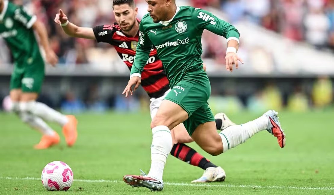 Conmebol define uniformes de Palmeiras e Flamengo para a final da Libertadores