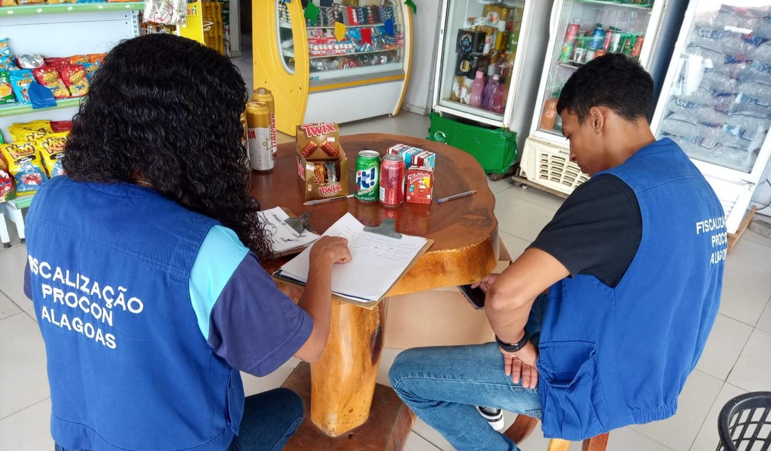 Procon/AL autua 49 postos de combustíveis por irregularidades no preço