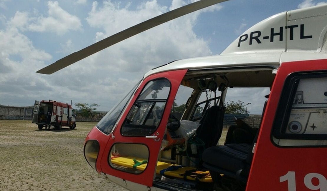 Trave cai e deixa criança gravemente ferida em Porto Calvo