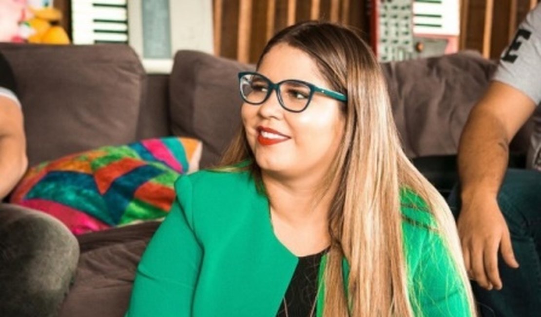 'Pode largar de ser trouxa', diz Marília Mendonça sobre retorno com o ex