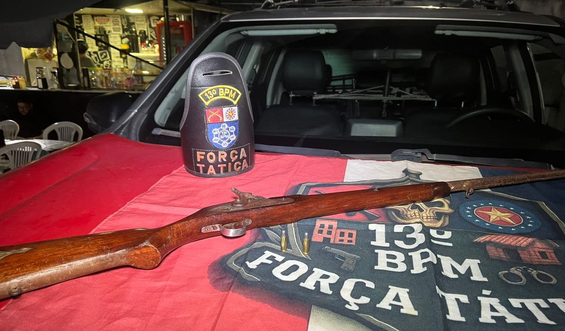Força Tática do 13º Batalhão apreende arma artesanal em Garça Torta